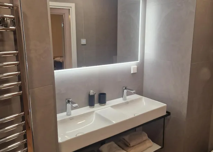 Artisa Riia Str 22 Xxl Luxury Penthouse * Tartu